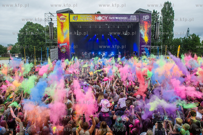 Gdańsk. Plac Zebrań Ludowych. Festiwal Kolorów Nocy...