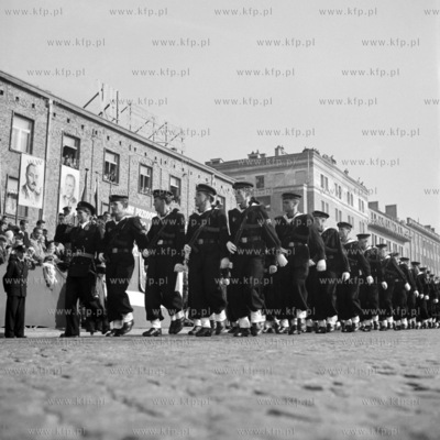 Defilada wojskowa na al. Grunwaldzkiej w Gdansku Wrzeszczu....