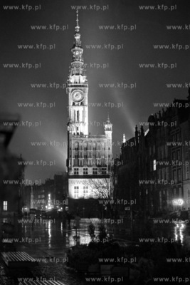 Długi Targ w Gdańsku nocą. 18.11.1978
Fot. Zbigniew...