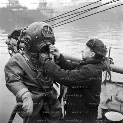 Przebudowa nabrzeża remontowego w Gdańskiej Stoczni...