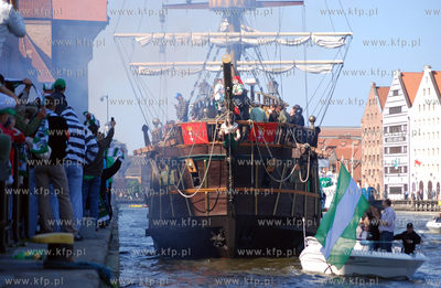 Po zwyciestwie z Stal Stalowa Wola pilkarze Lechii...