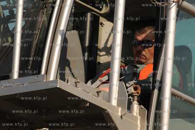 Mlode Miasto w Gdansku. Zawody Diverse Crane Boogie...