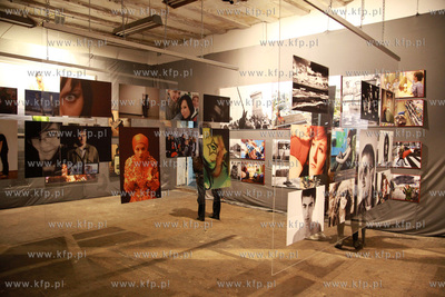 Gdansk - Instytut Sztuki Wyspa. Wernisaz wystawy "Ludzie,...