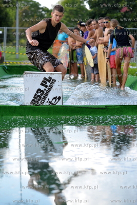 Gdansk. Plac Zebran Ludowych. Festiwal Sportow Ekstremalnych...