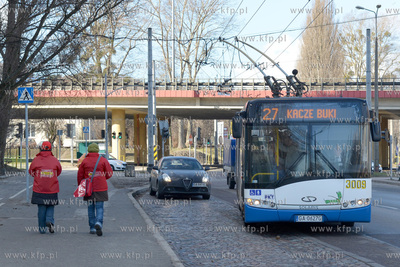 Gdynska dzielnica Grabówek - okolice skrzyzowania...