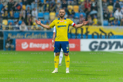 I liga. Arka Gdynia - Kotwica Kołobrzeg n/z Szymon...