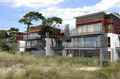 Apartamentowce w Juracie na Polwyspie Helskim. 21.08.2008...