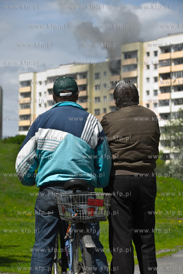 W Gdansku Zaspie wybuchl pozar w jednym z mieszkan...
