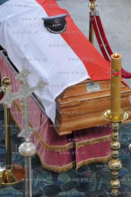 Pruszcz Gdansk, 49. Pulku Smiglowcow Bojowych. Uroczystosc...