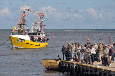 Morska Pielgrzymka Rybakow na odpust Sw. Apostolow...