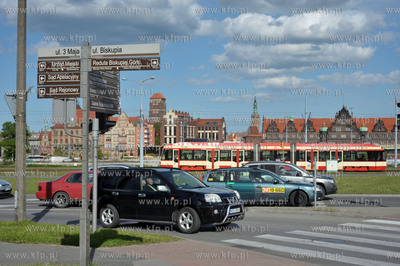 Gdansk. Skrzyzowanie  ul. 3 maja i Armii Krajowej ,...