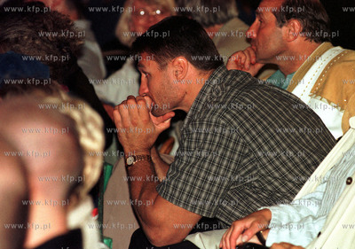 Andrzej Golota wsrod widzow Festiwalu Piosenki w Sopocie....