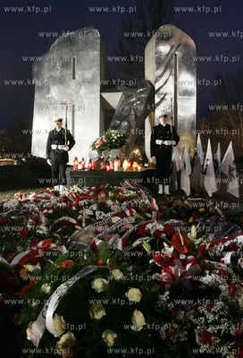 Gdynia. Pomnik Ofiar Grudnia 1970. Obchody rocznicowe...