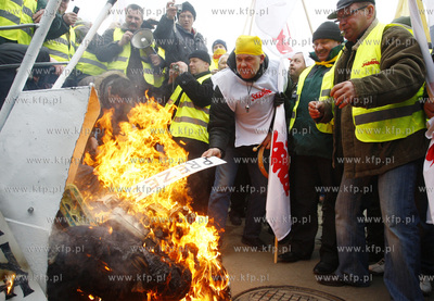 Gdansk. Demonstracja Zwiazkow Zawodowych z Grupy Energa....