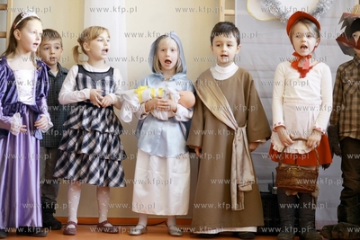 Dzieci z przedszkola nr 2  im. Jana Brzechwy wystapiły...