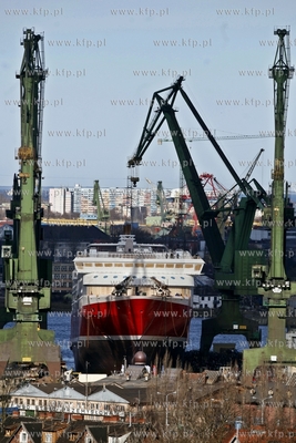 Stocznia Gdansk. Pochylnia B1. Wodowanie promu pasazersko-samochodowego...