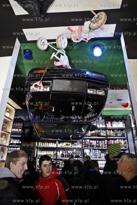 Kabaret Limo sprzedawal alkohol w sklepie monopolowym...