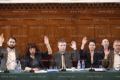 XVII nadzwyczajną sesję Rady Miasta Sopotu, na której...