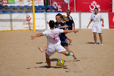 Rozgrywki piłki plażowej na Stadionie Letnim na plaży...