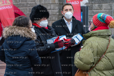Bezpłatne maseczki dla mieszkańców Gdańska. Nz....