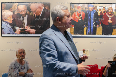 Oliwski Ratusz Kultury, galeria sztuki. Bartoszewski...