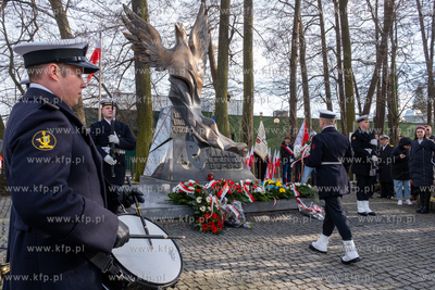 Sopot. Pomnik Armii Krajowej w parku im. sanitariuszki...