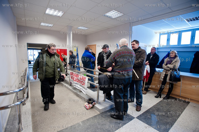 Gdansk. Urzad Wojewodzki. Czlonkowie Komitetu Obrony...