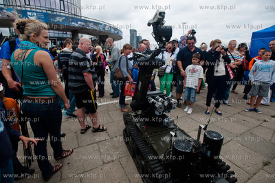 Gdynia. Skwer Kosciuszki. Festyn i pokazy zorganizowany...