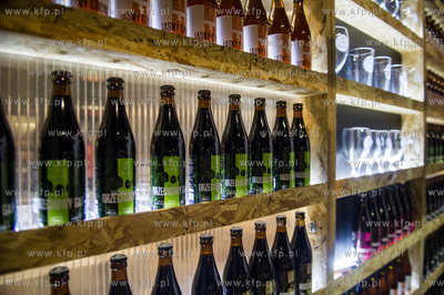 Miedzynarodowe Targi Gdanskie Amber Expo. Hevelka -...