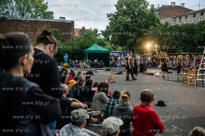 Gdansk. Boisko przy ul. Dolna Brama. XX Miedzynarodowy...