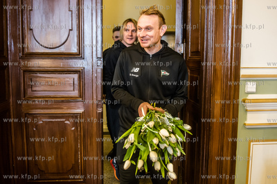 Gdansk. Nowy Ratusz. XXXVI Sesja Rady Miasta Gdanska....