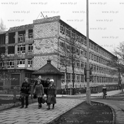 Rozbudowa Conradnium w Gdansku Wrzeszczu. 
05.02.1973
1luty73_z.kosycarz_p3
Fot....