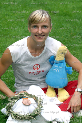 Anna Rogowska - brazowa medalistka z Aten 2004 w skoku...