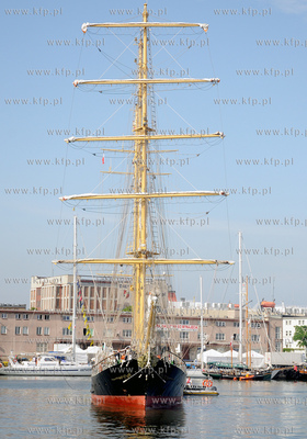 Gdynia w przeddzien Zlotu Zaglowcow - The Tall Ships...