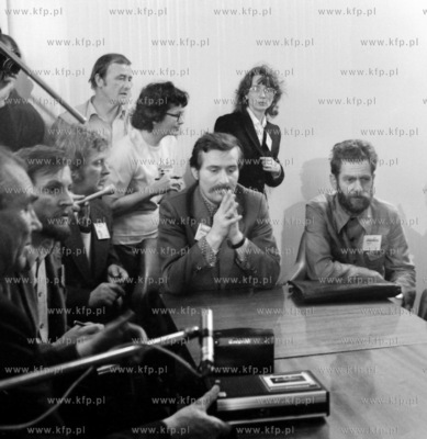 Kraków 19.X.1980 r.
Konferencja prasowa przedstawicieli...