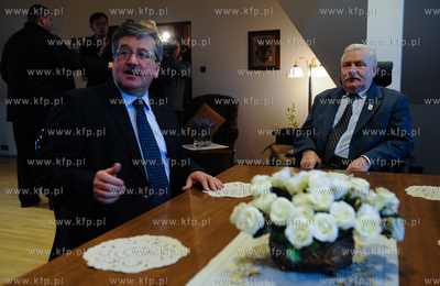 Biuro Lecha Walesy w Zielonej Bramie w Gdansku. Spotkanie...