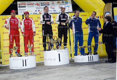 Wreczenie nagrod w 7 Rajdzie Lotos Baltic Cup. I Miejsce...