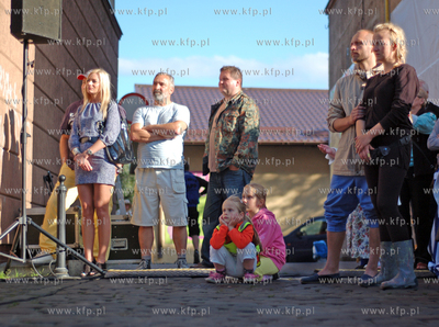 Pierwsze urodziny Galerii Warzywniak mieszczacej sie...