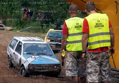 Czwarta edycja Wrak Race "wrzace chlodnice" rozegrany...