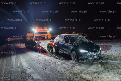 Trudne warunki drogowe na pomorskich drogach. 
21.12.2021
Fot....