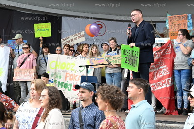 Marsz dla Zdrowia Psychicznego #poGodność i okazania...