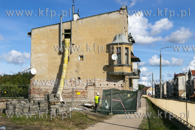 Remont elewacji kamienicy przy Trakcie św. Wojciecha...