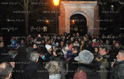 Protest przeciwko zamiarowi likwidacji Palacu Mlodziezy...