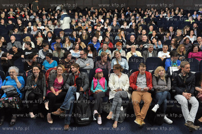 Ostatni dzien dzialalnosci kin Neptun, Kameralne i...