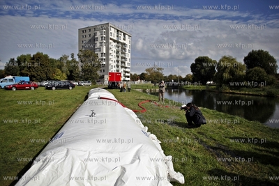 Przekazanie i prezentacja zapor przecipowodziowych...