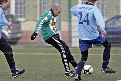 Gdansk. Boisko przy ul. Traugutta.  Noworoczny mecz...