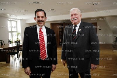 Gdansk. Biuro Lecha Walesy. Spotkanie ambasadora USA...