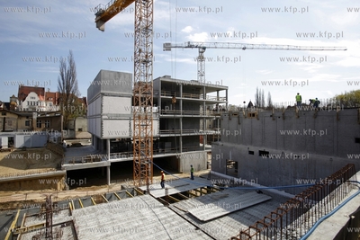 Budowa nowego dworca kolejowego w Sopocie.
22.04.2014
fot....