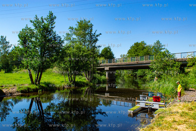 Kaszuby Północne. Most nad Kanałem Redy w miejscowości...