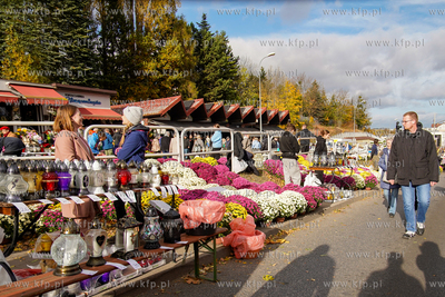 Cmentaz Łostowicki. Dzień Wszystkich Świętych....